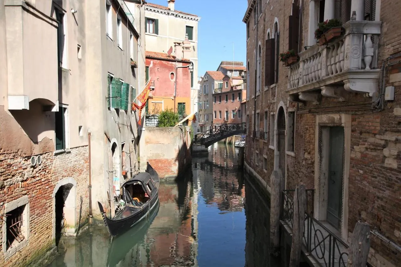 Appartement Ca' Monica Panoramic-Canal View, Biennale Venise