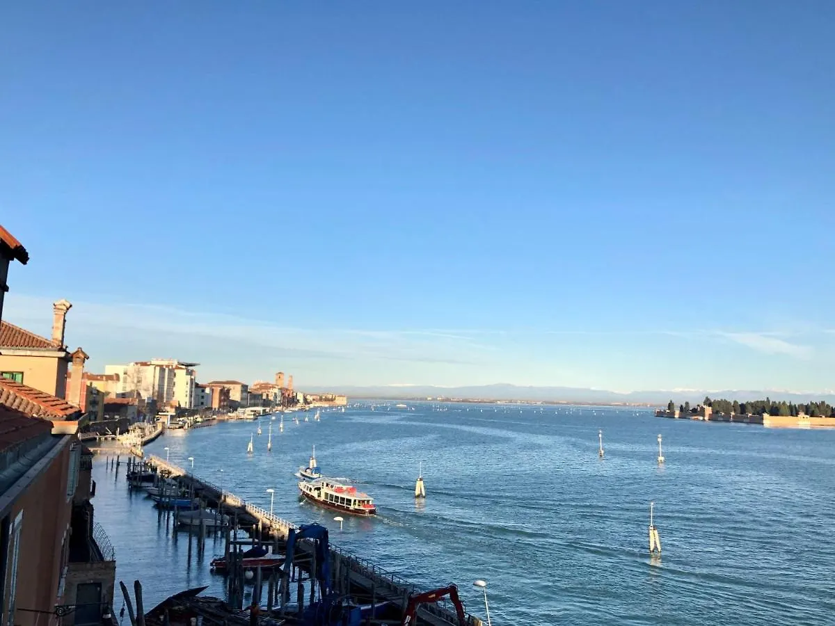 Ca' Monica Panoramic-Canal View, Biennale Venise Appartement